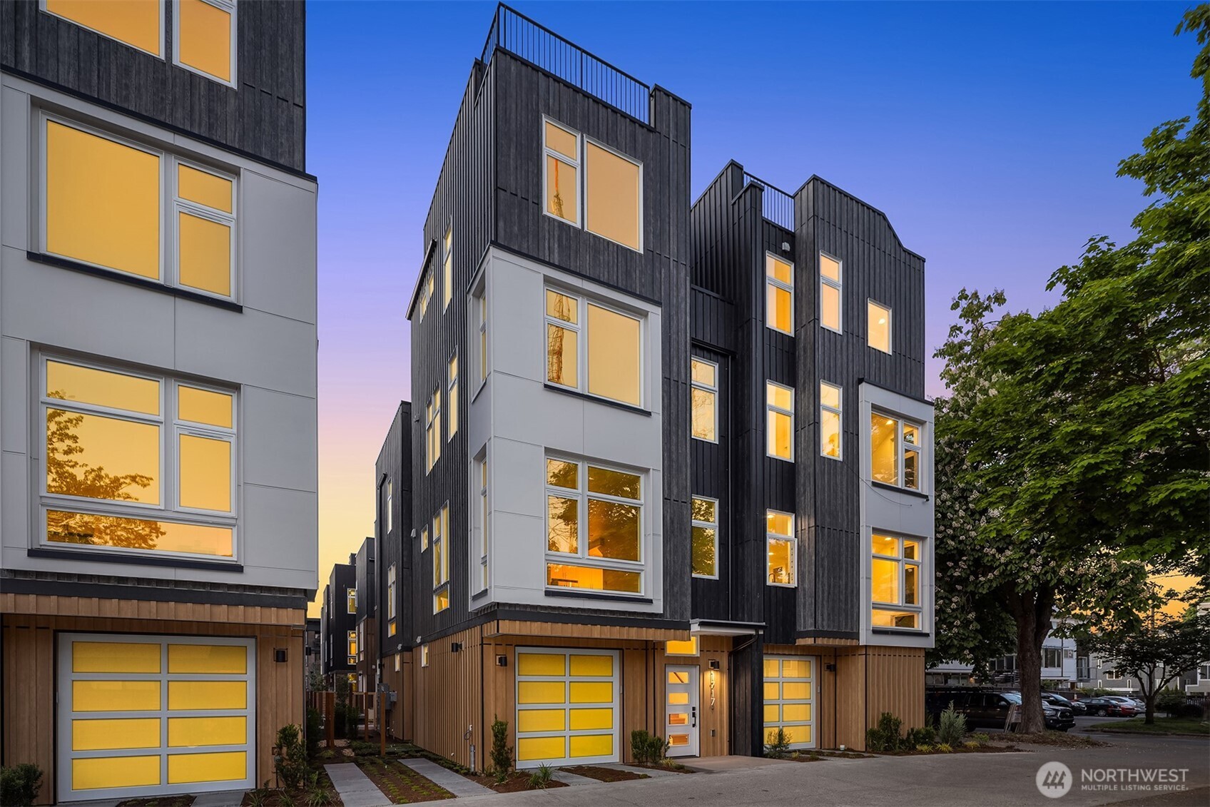 1715 17th Avenue Property Photo 2