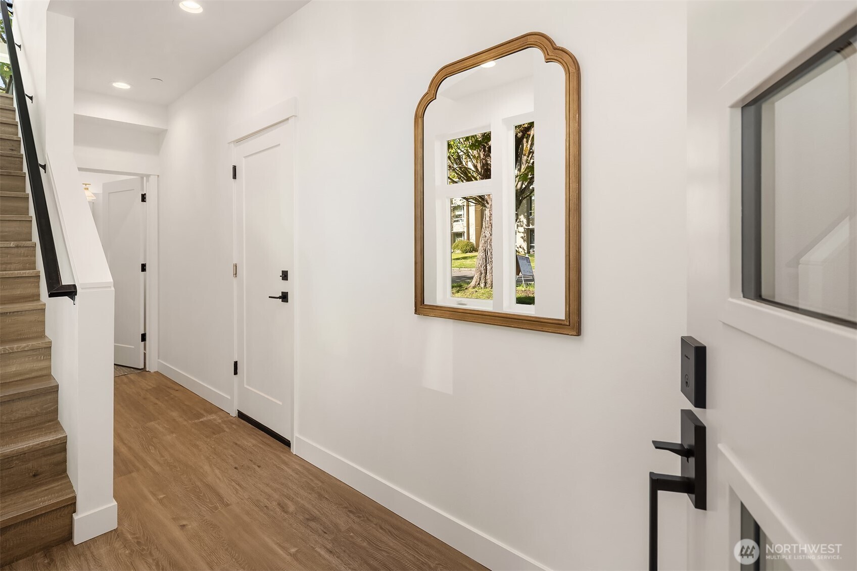 1715 17th Avenue Property Photo 3