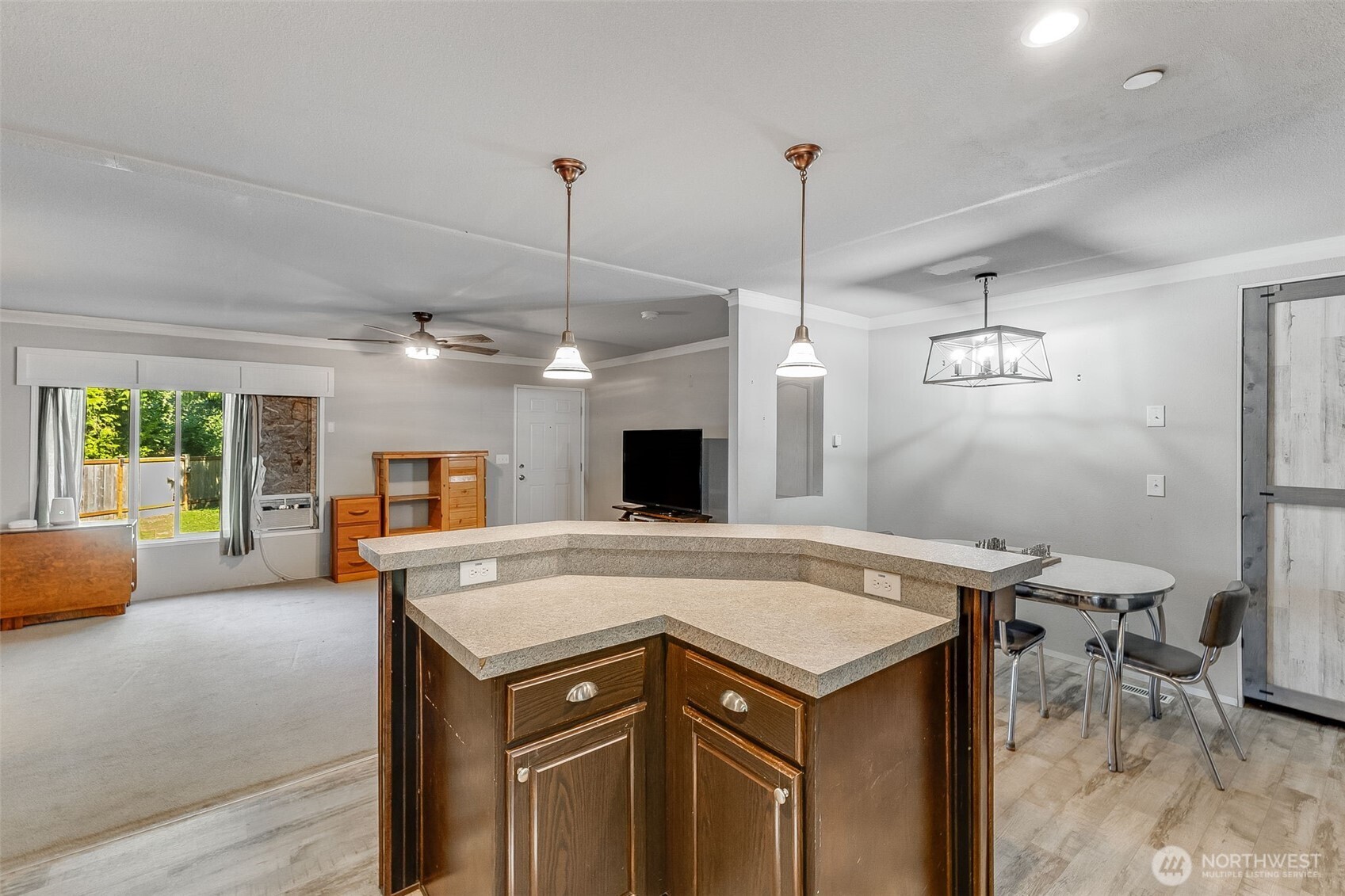 30611 6th Avenue Ct Property Photo 7