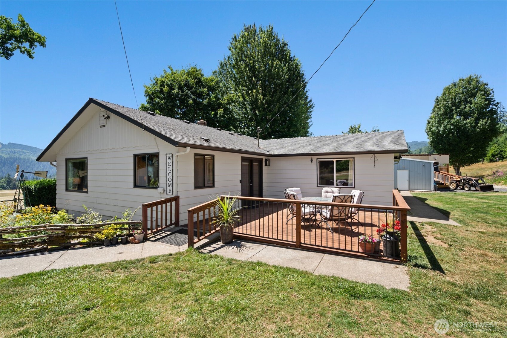 8054 Lewis River Road Property Photo 1