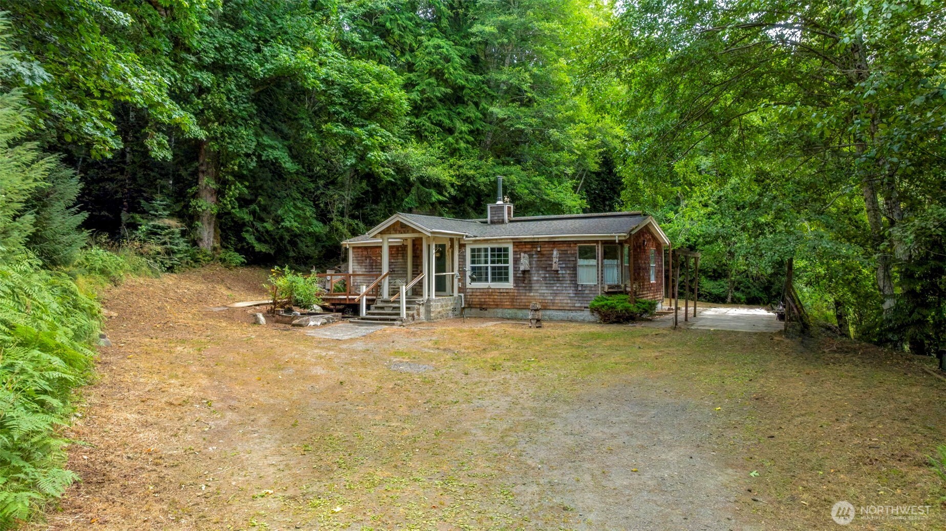 390 Ne Rendsland Creek Rd Property Photo 1
