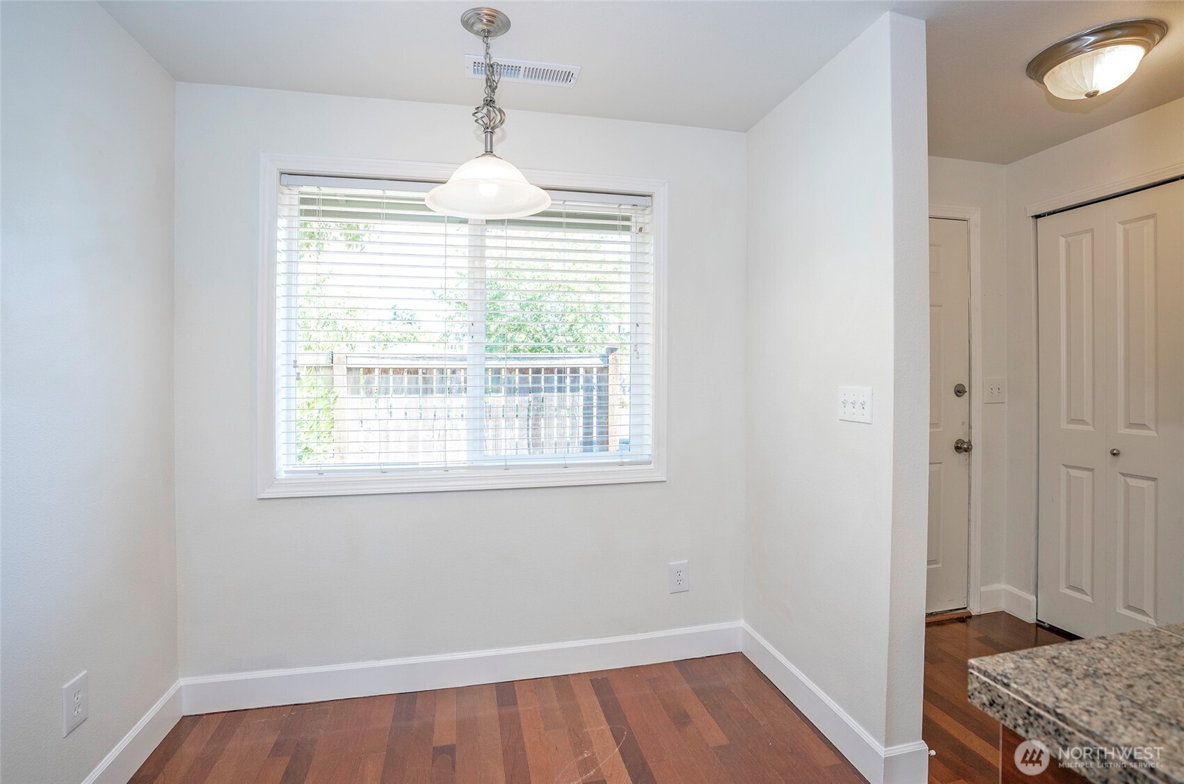 5702 N 33rd Street 18b Property Photo 13