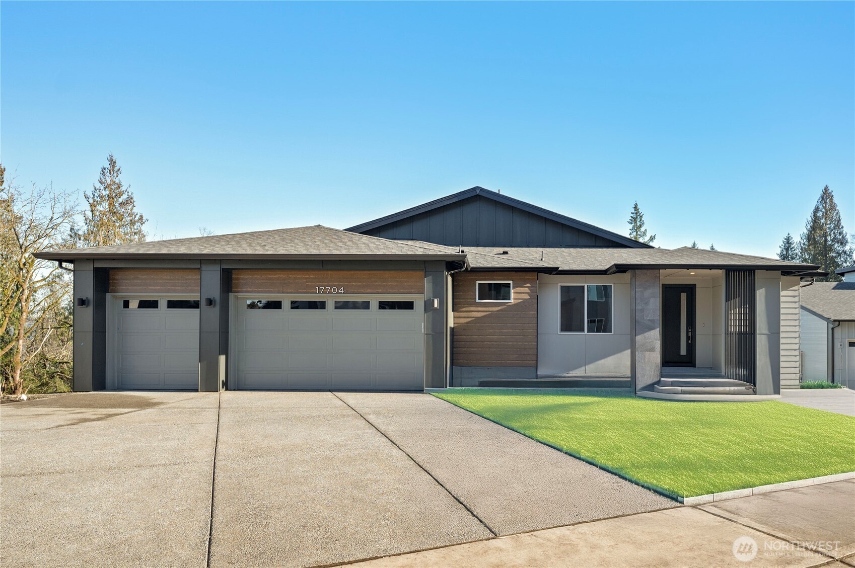 17727 142nd Avenue 18 Property Photo 1