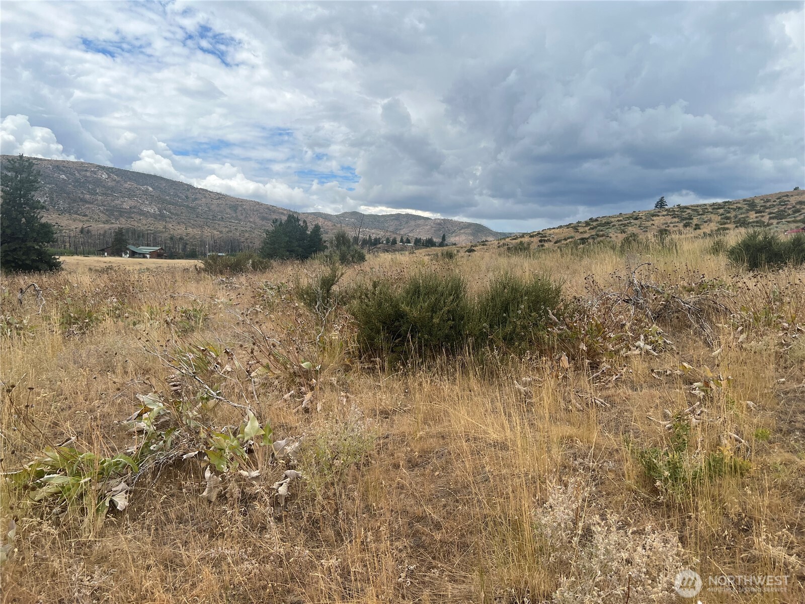 10 Landers Road Property Photo 8