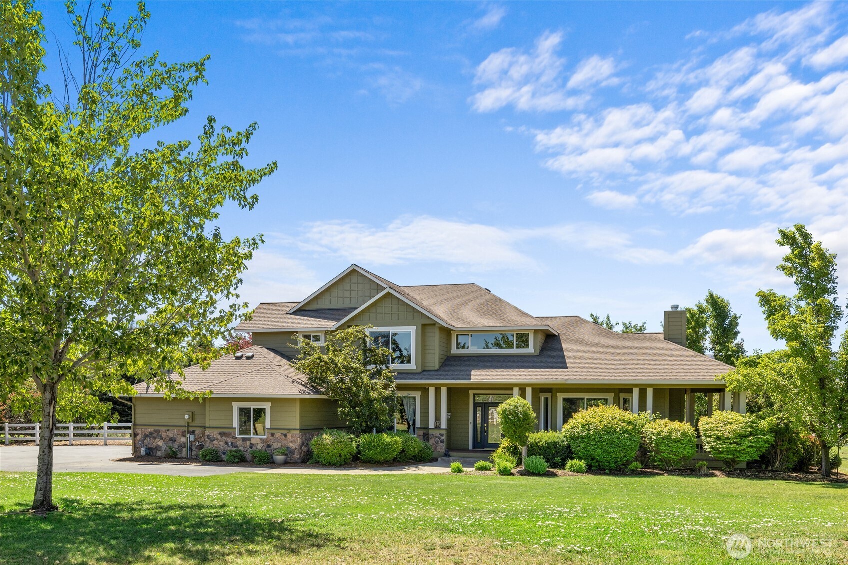 70 Majestic Heights Drive Property Photo 1