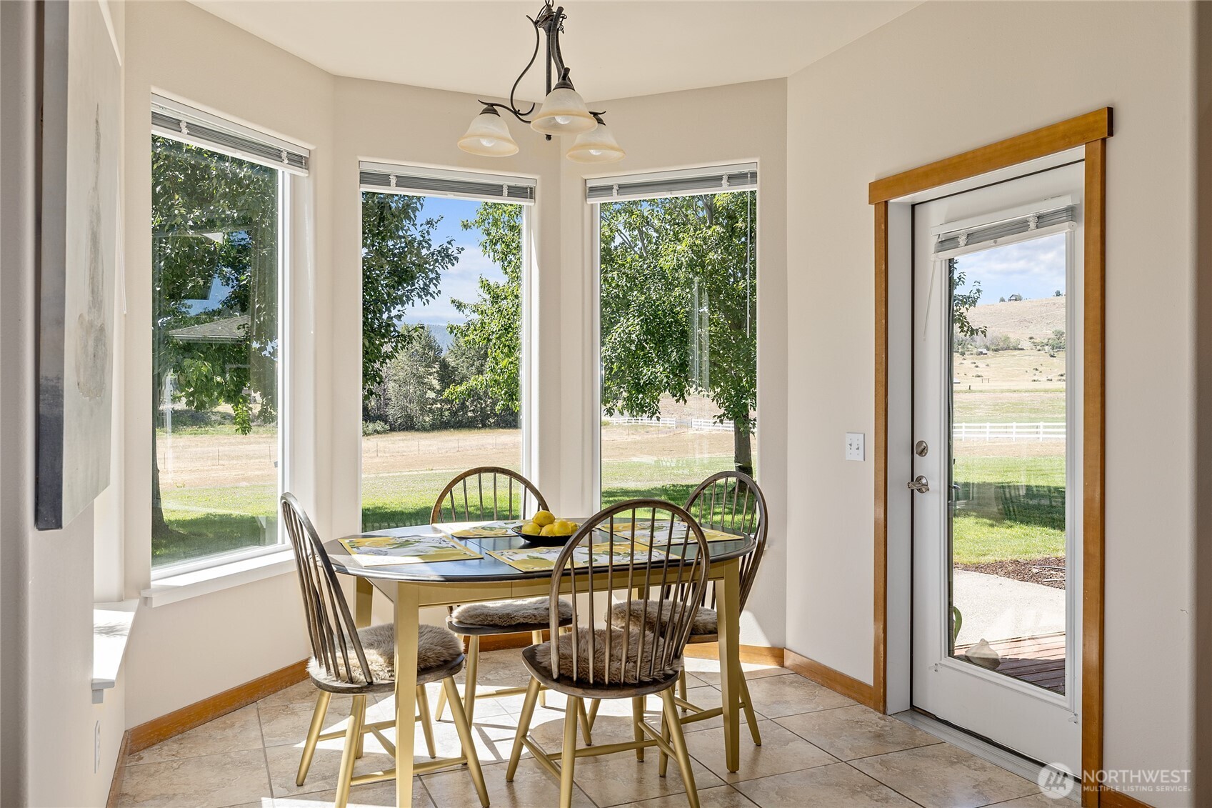 70 Majestic Heights Drive Property Photo 14