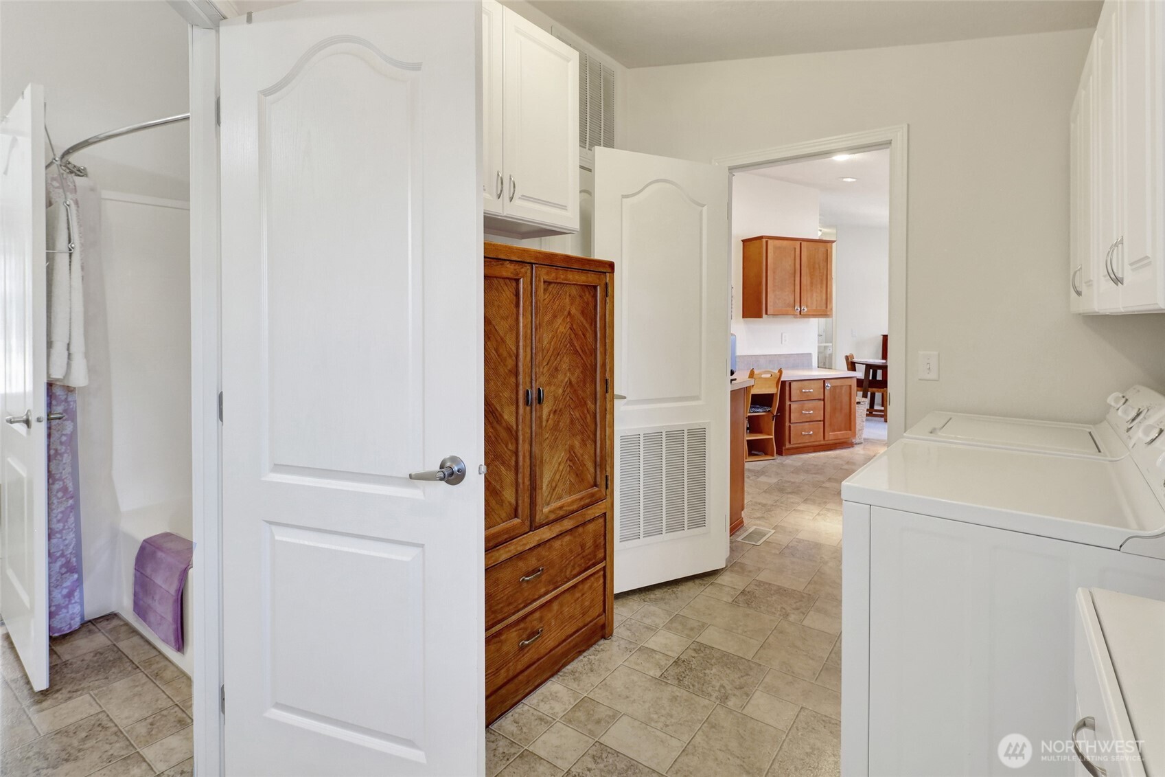 6350 Portal Way 64 Property Photo 23