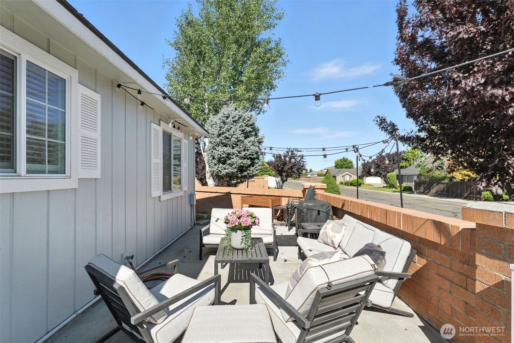 2401 S Arthur Court Property Photo 18