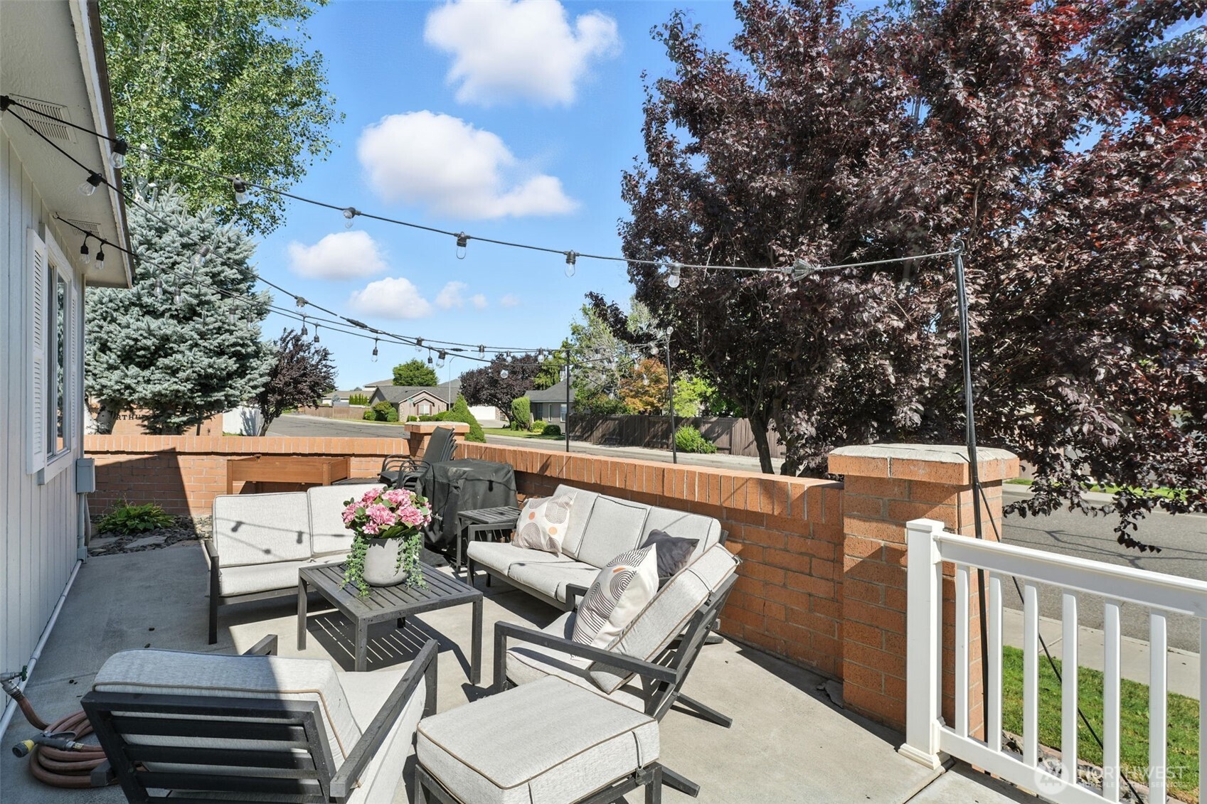 2401 S Arthur Court Property Photo 20