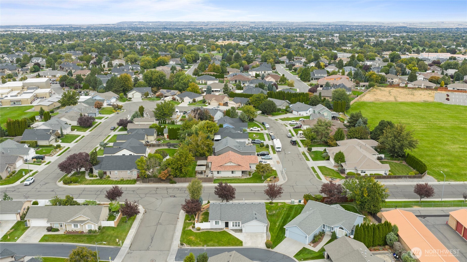 2401 S Arthur Court Property Photo 24