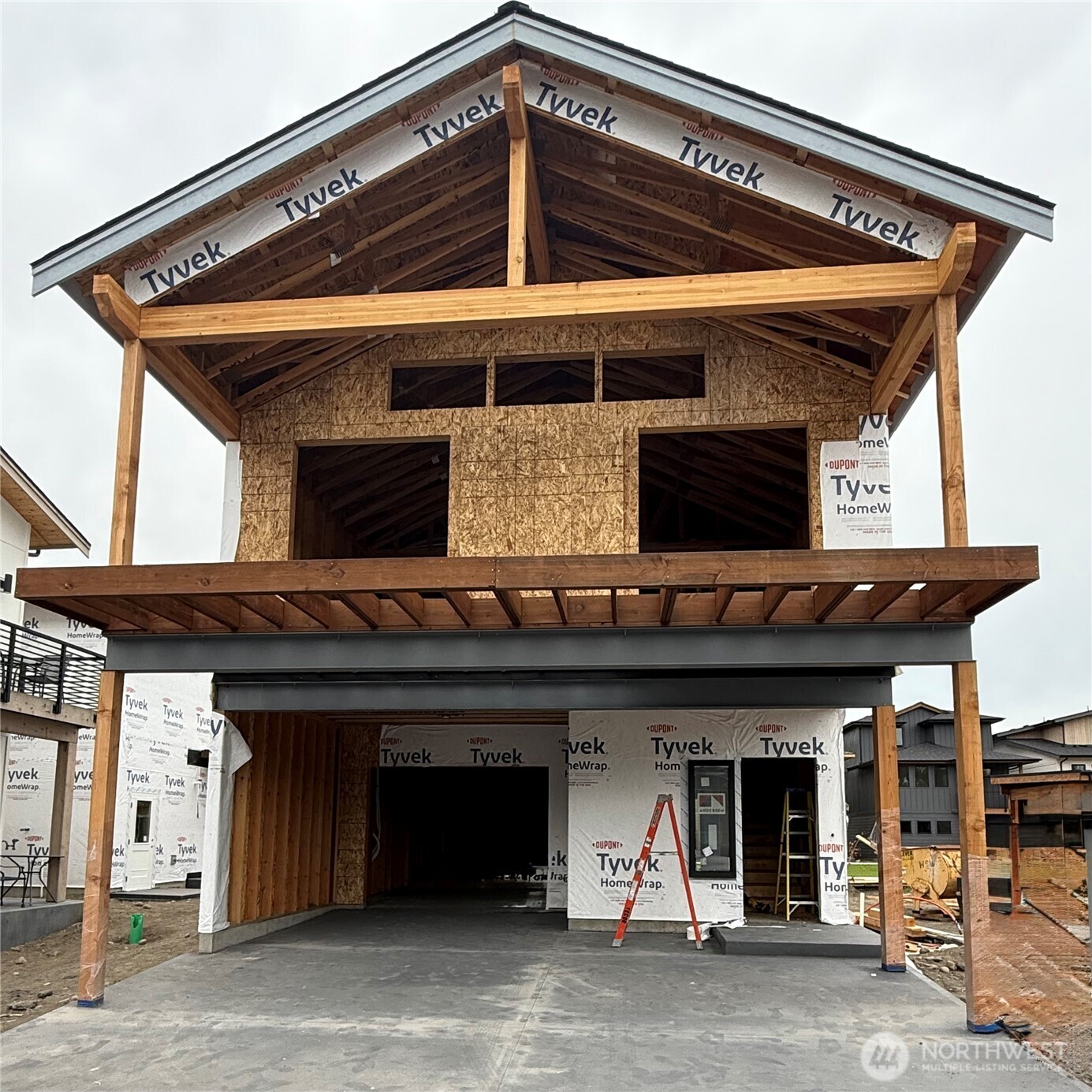 220 Skipping Stone Loop Property Photo 1