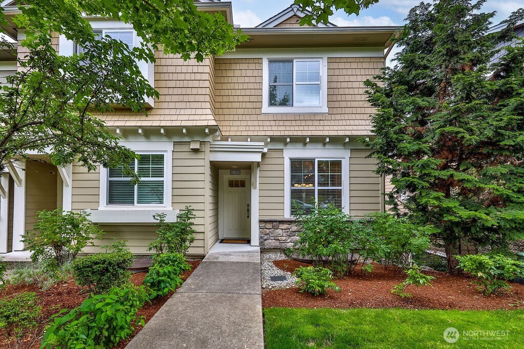 7501 129th Place G101 Property Photo 1