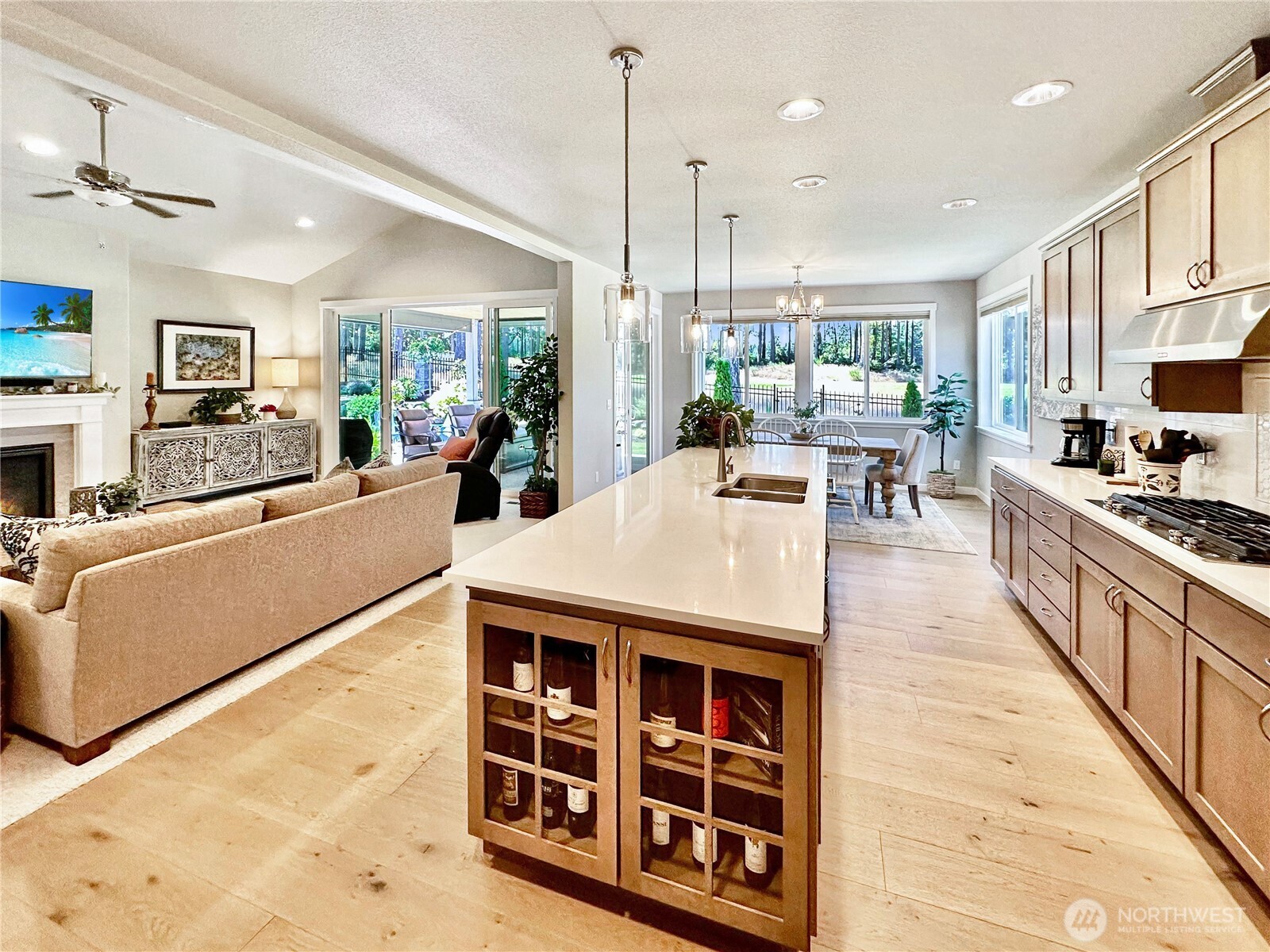 4411 Caddyshack Drive Property Photo 13