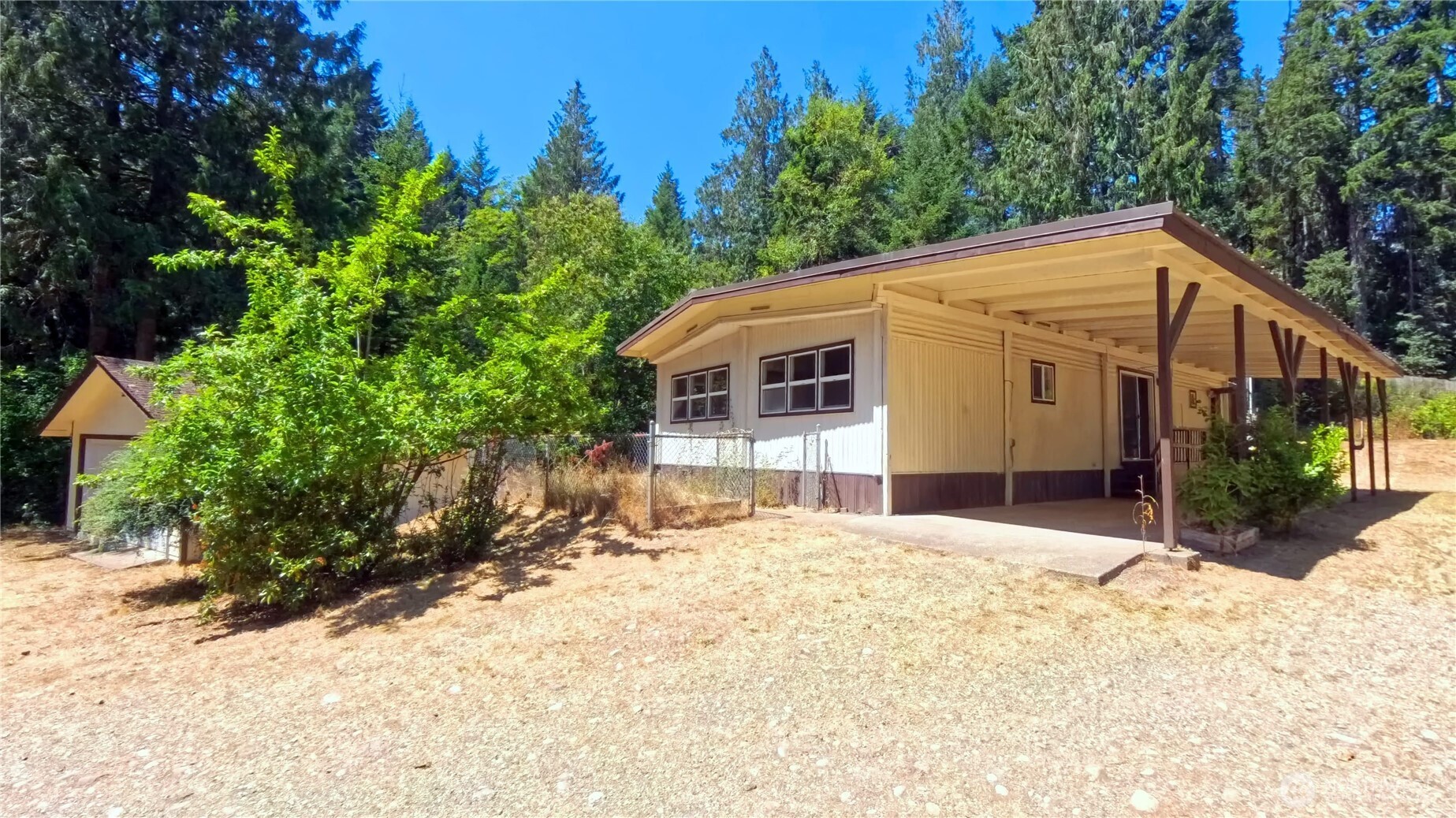 650 N Lake Cushman Road Property Photo 1