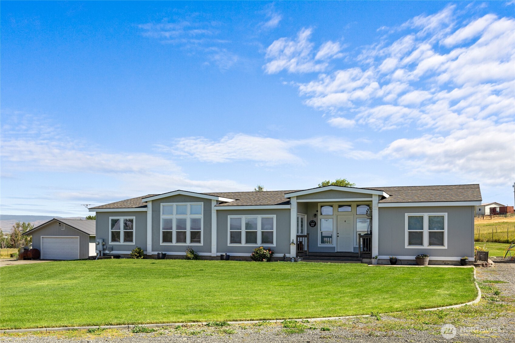 2801 Clerf Road Property Photo 1