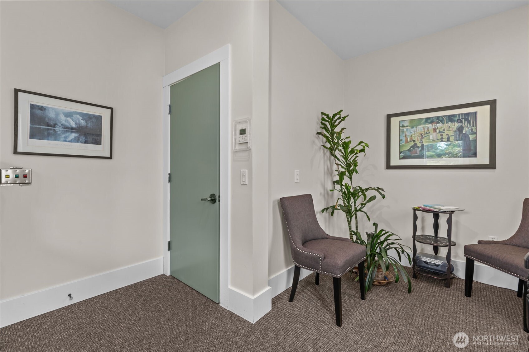 4510 Thackeray Property Photo 30