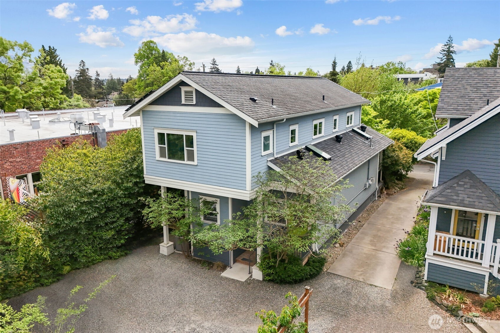 4510 Thackeray Property Photo 34