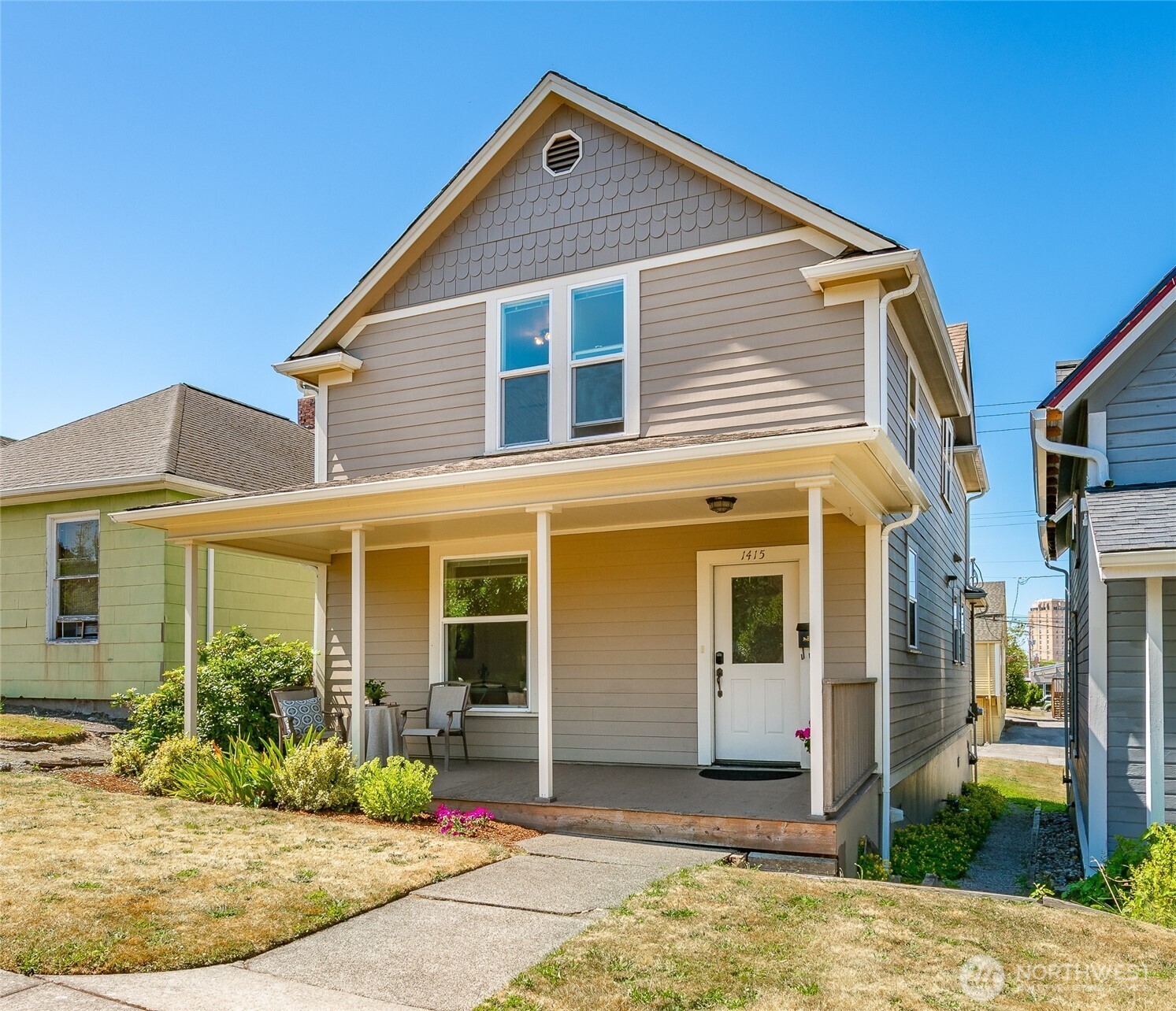 1415 N Garden Street Property Photo 1