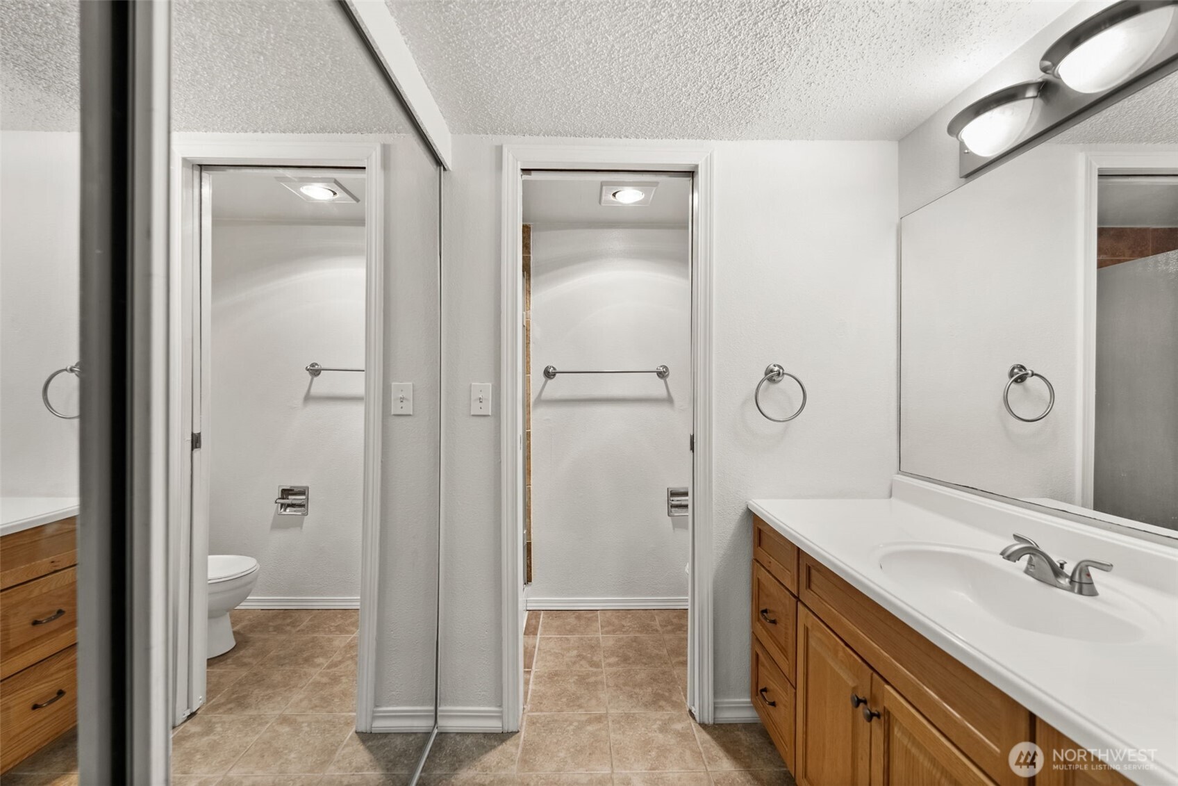 8401 Zircon Drive C38 Property Photo 16