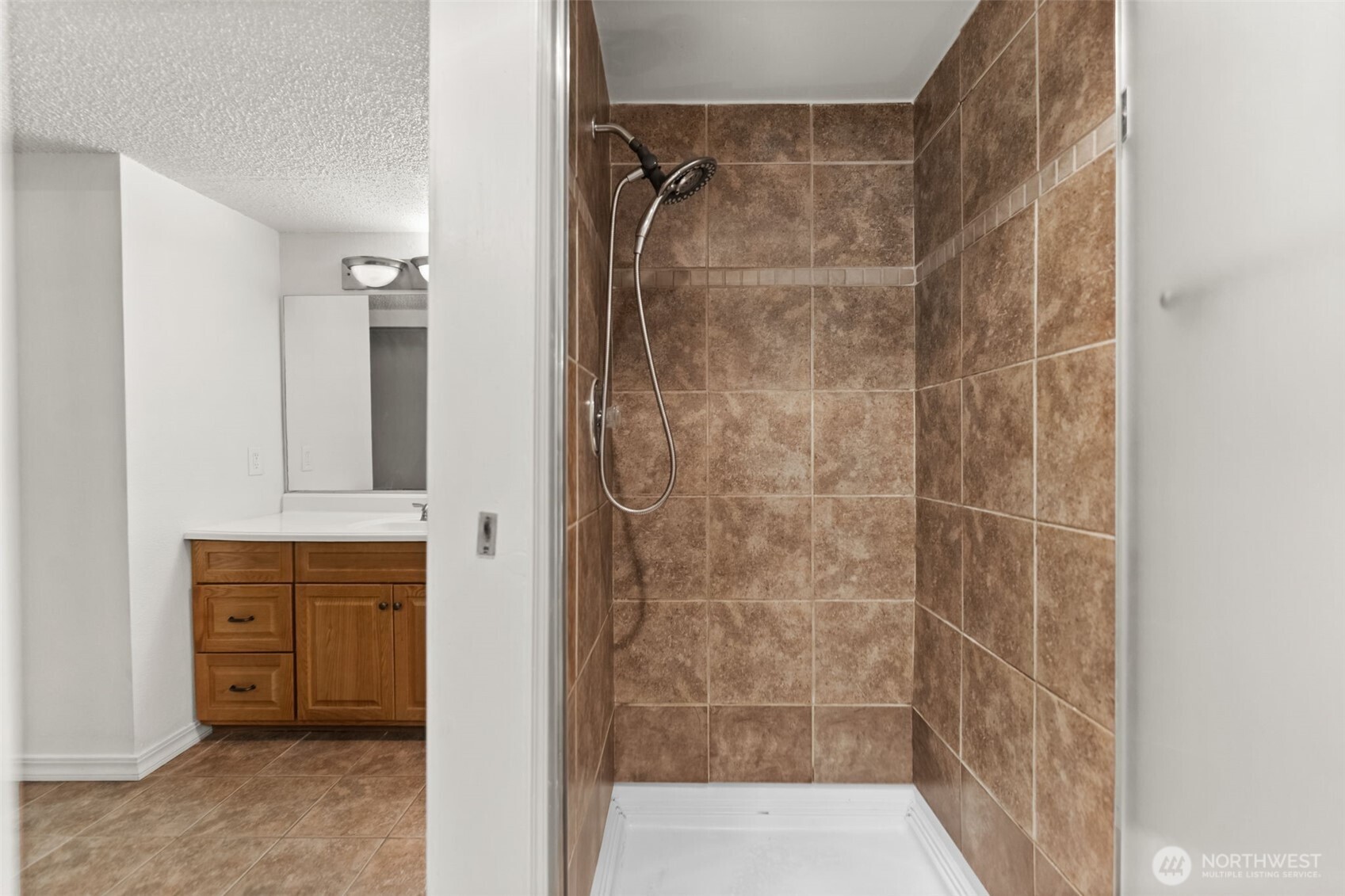 8401 Zircon Drive C38 Property Photo 18