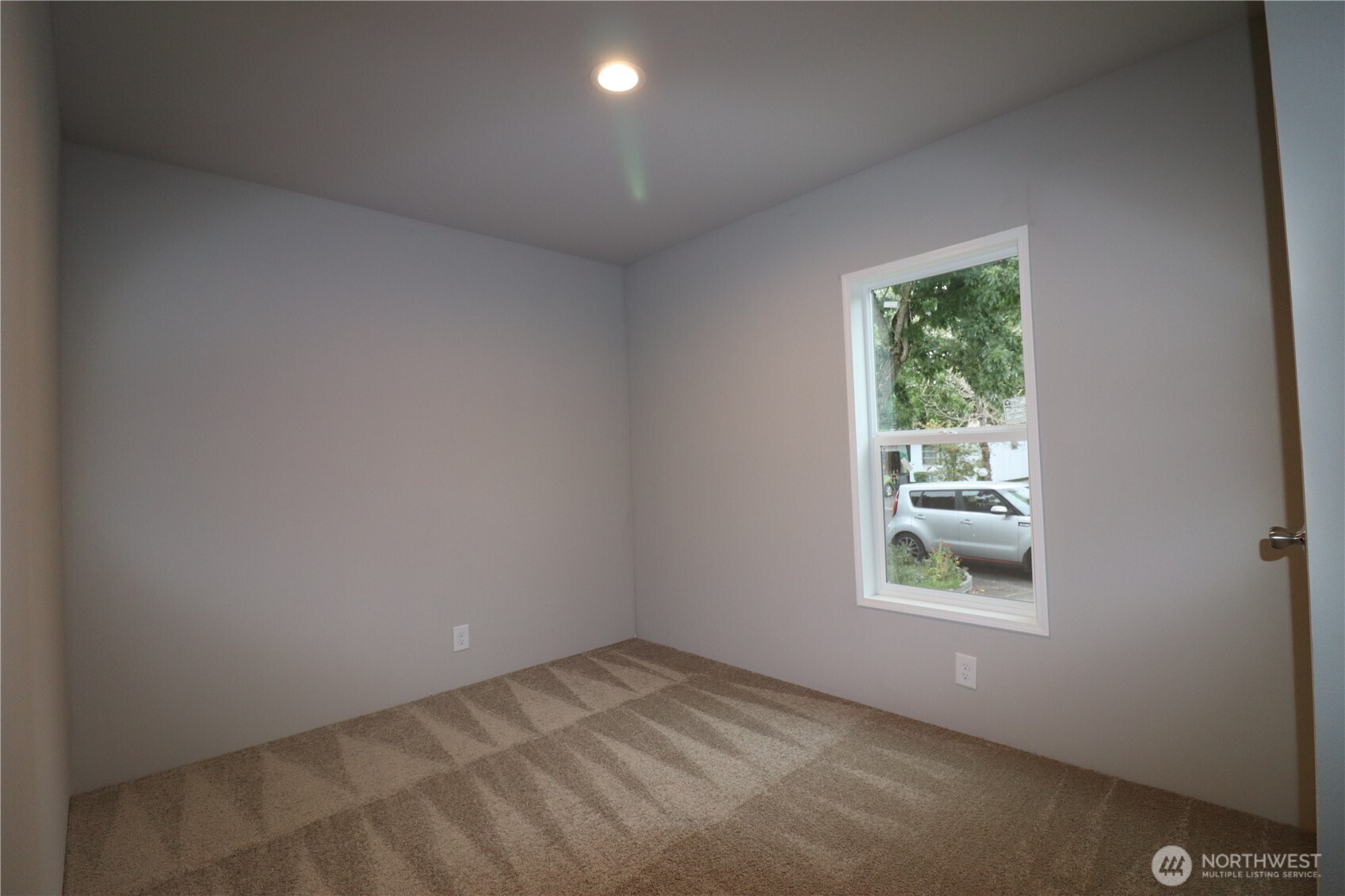 3909 E 4th Plain Boulevard 47 Property Photo 8