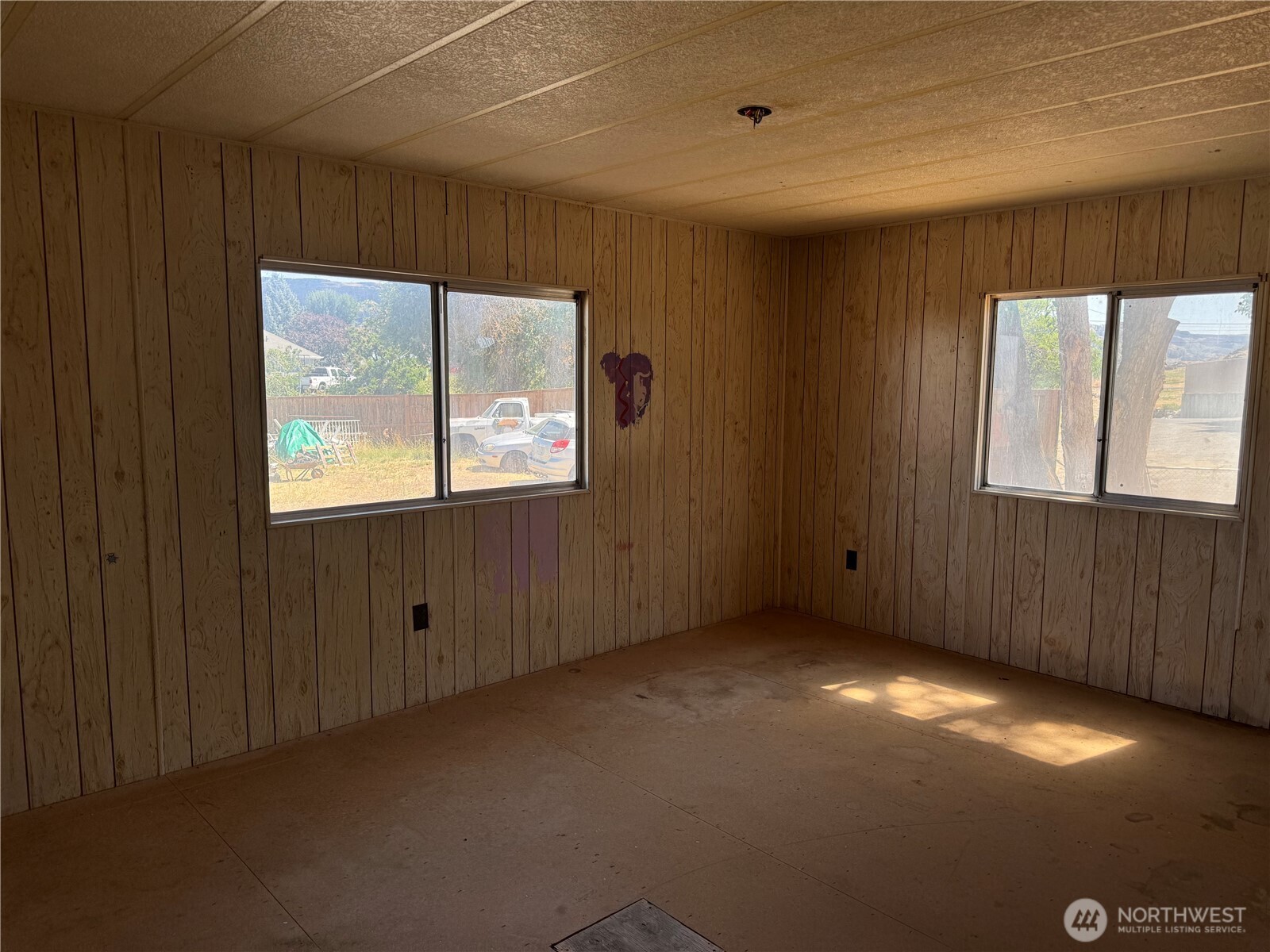 125 3rd Street Property Photo 5
