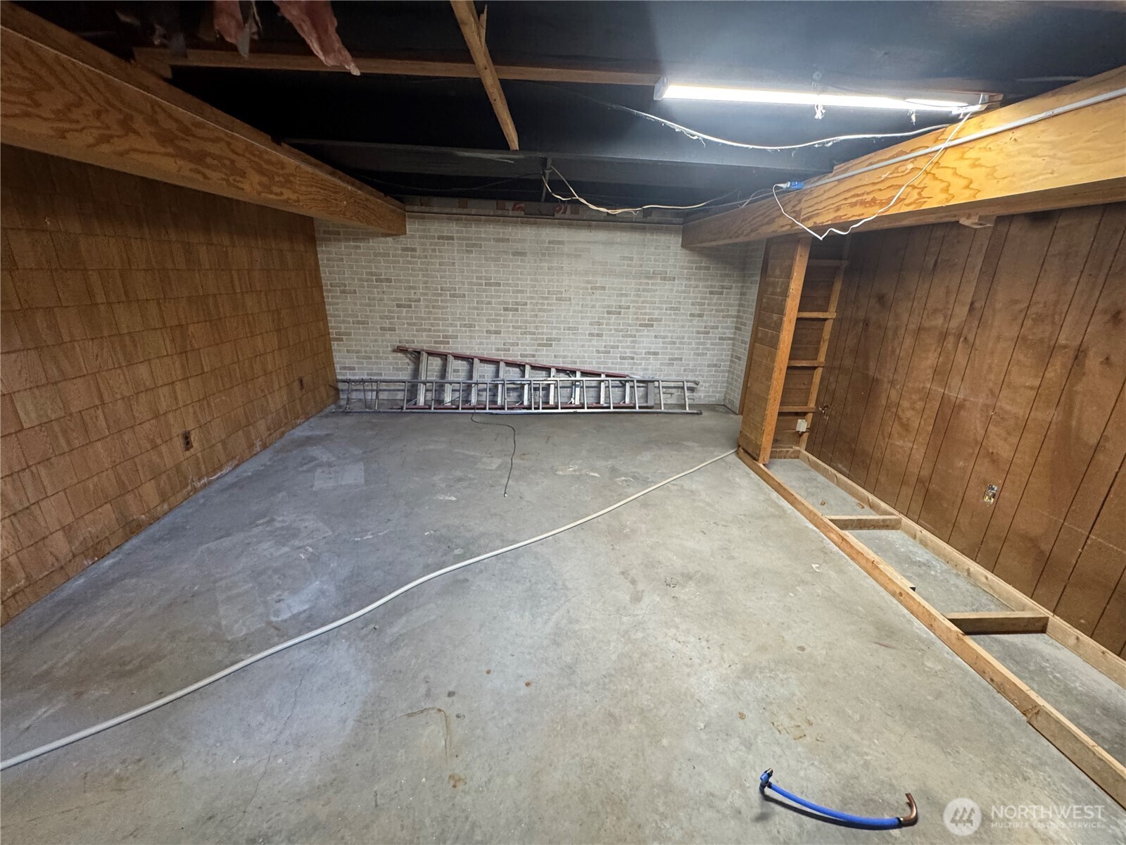 125 3rd Street Property Photo 8