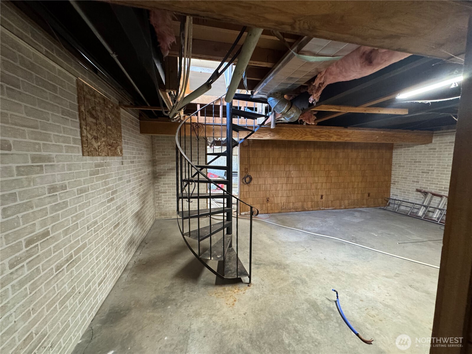 125 3rd Street Property Photo 10