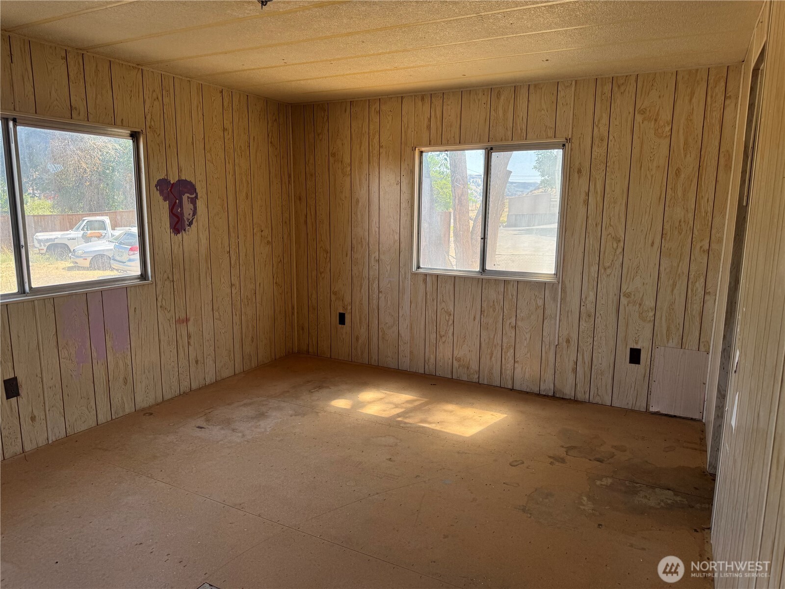125 3rd Street Property Photo 17