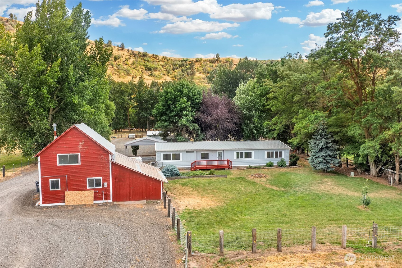 21018 E Highway 12 Property Photo 1