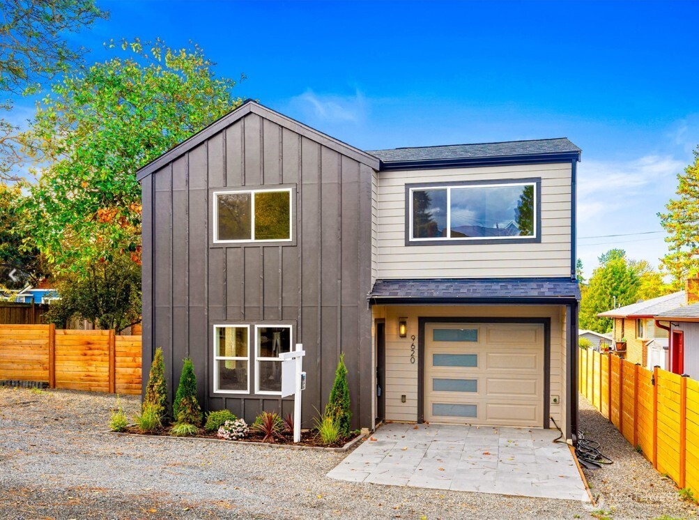 9620 Lindsay Place Property Photo 1