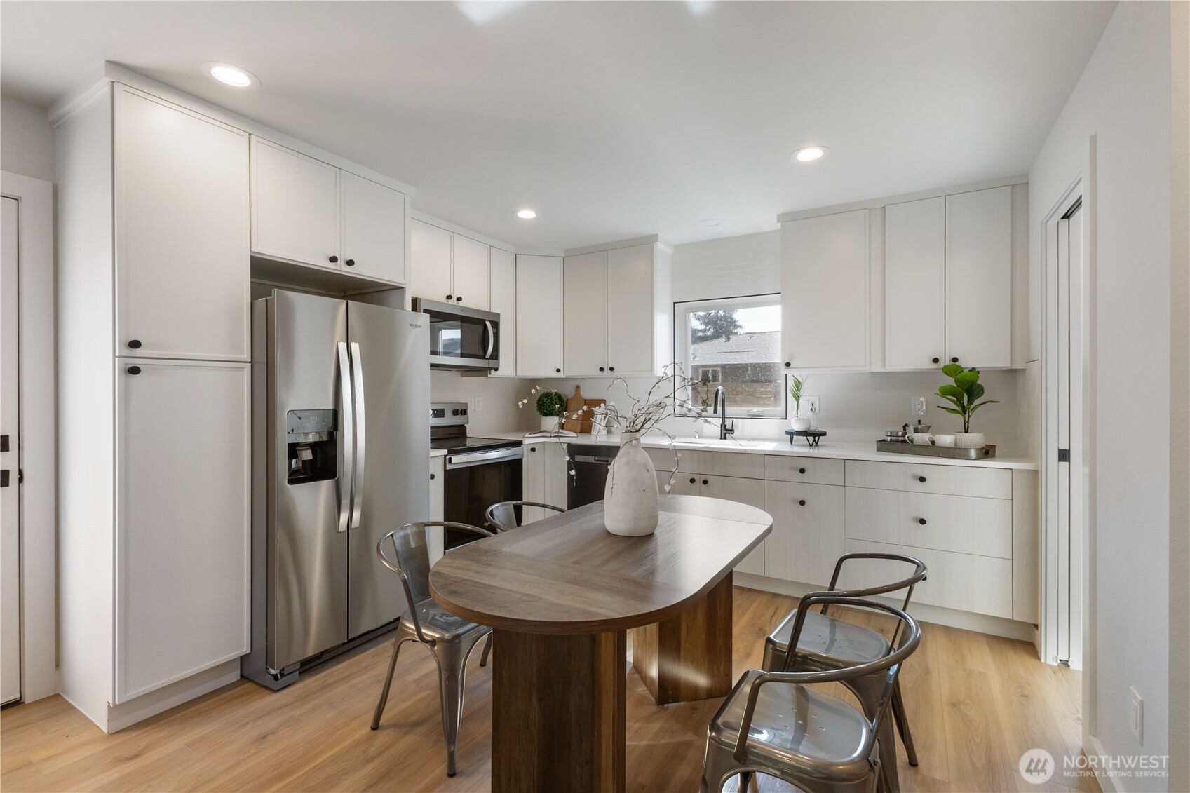 9620 Lindsay Place Property Photo 8