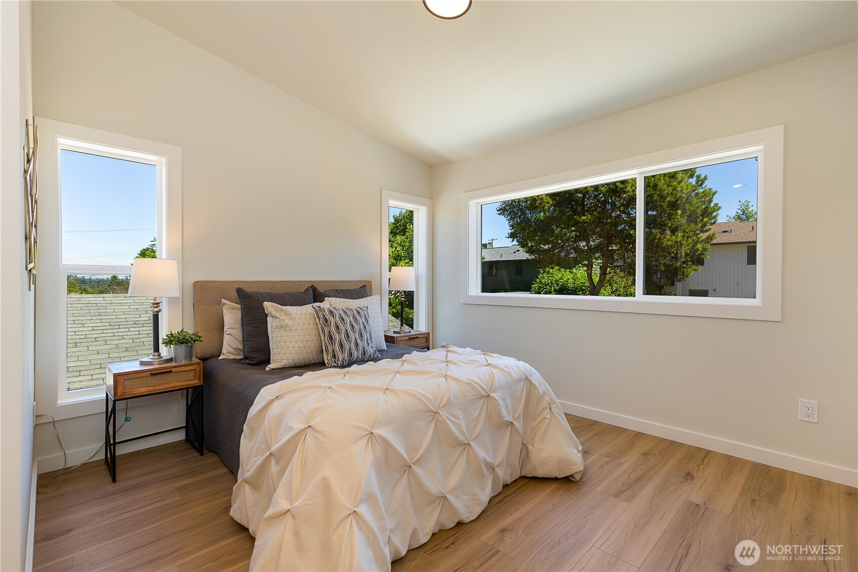 9620 Lindsay Place Property Photo 13