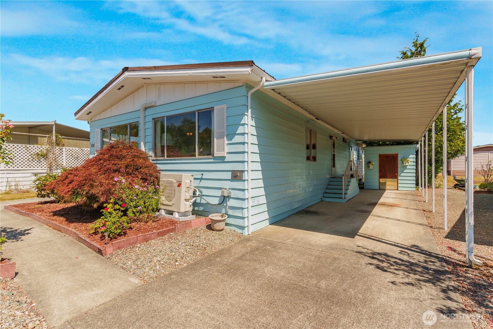 2725 E Fir Street 106 Property Photo 2