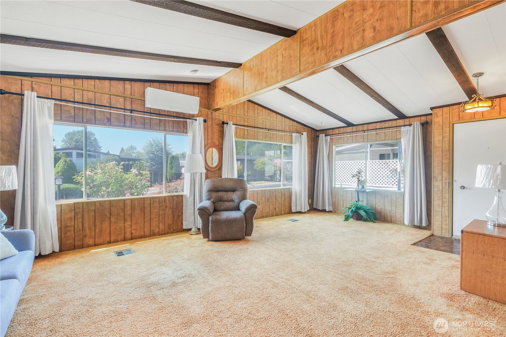 2725 E Fir Street 106 Property Photo 8