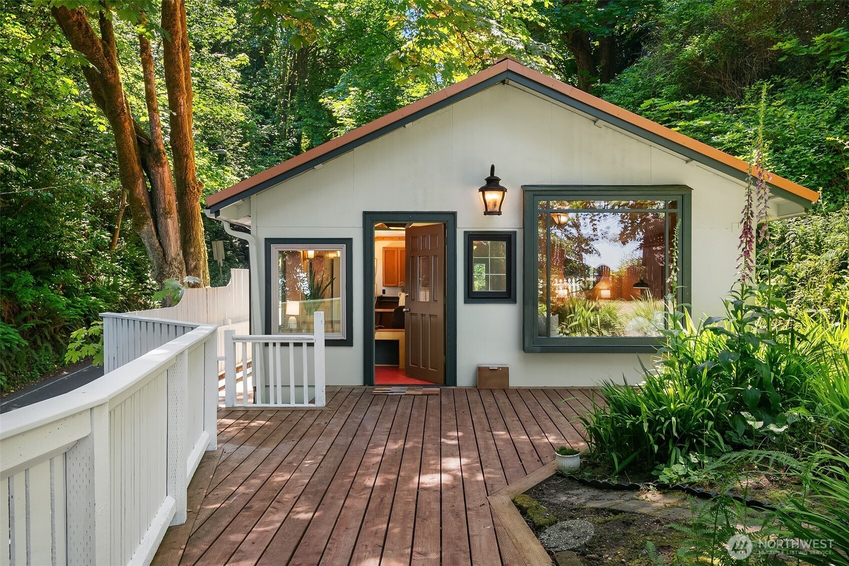 10915 103rd Avenue Property Photo 1