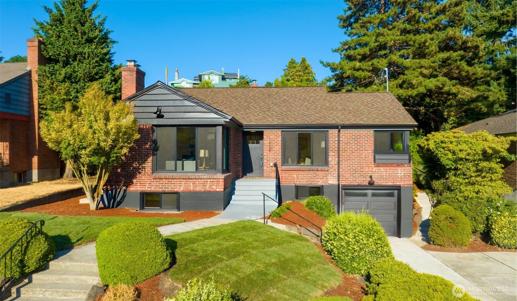 1908 Clise Place Property Photo 1