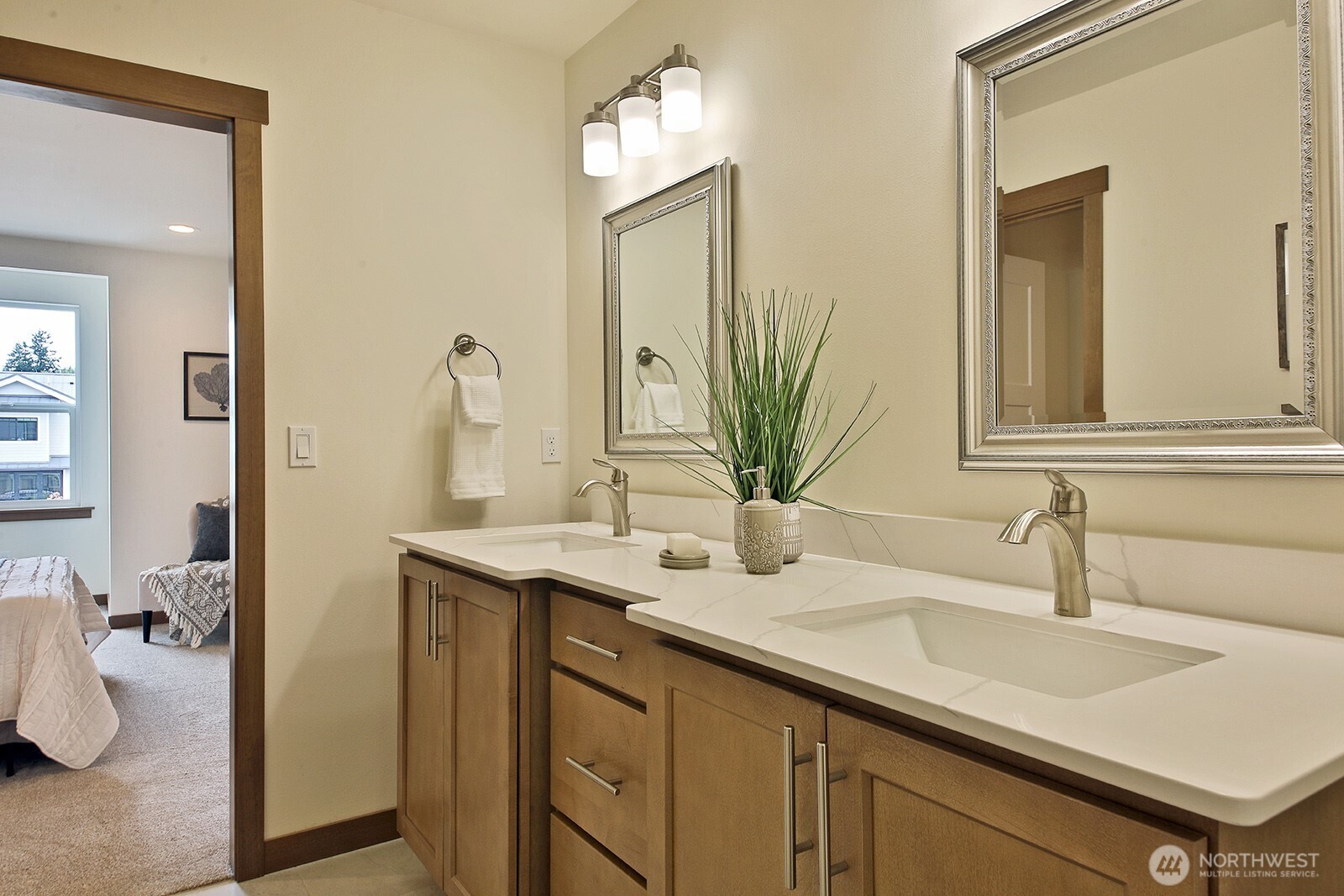 683 3rd Street 1(a) Property Photo 21
