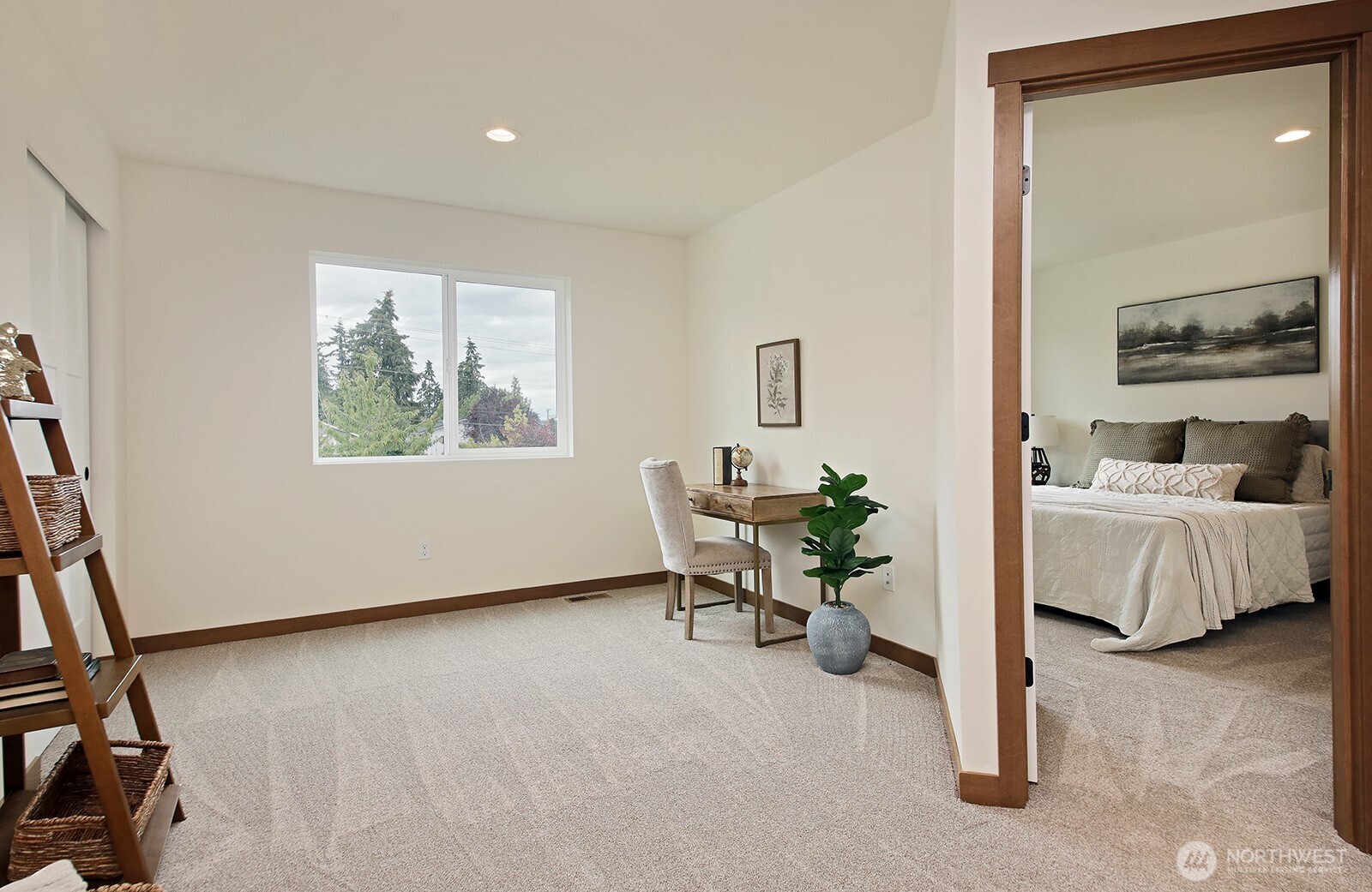 683 3rd Street 1(a) Property Photo 27