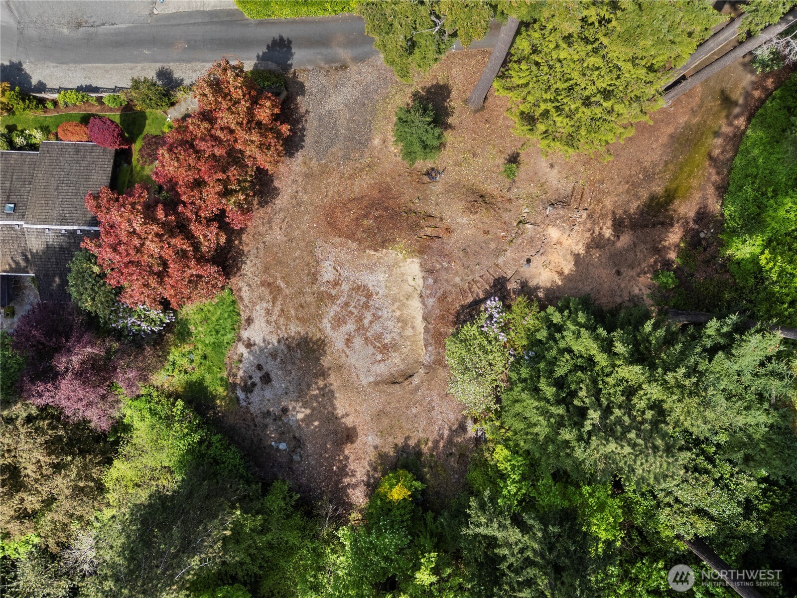 4150 Boulevard Place Property Photo 7