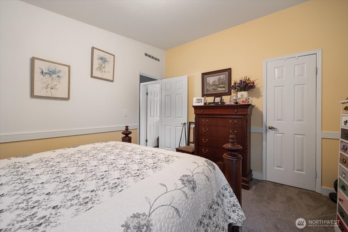 28509 N Dallas Road Property Photo 5