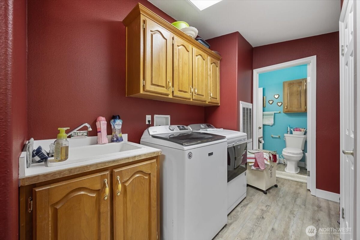 28509 N Dallas Road Property Photo 7