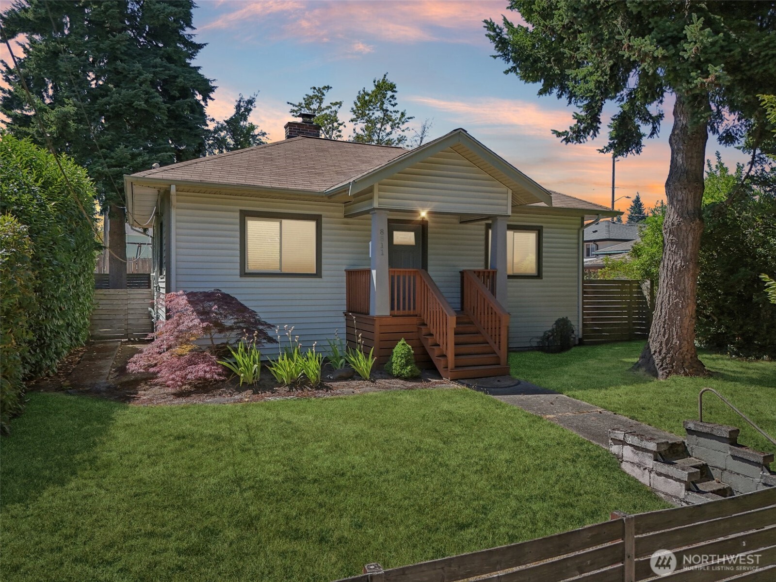 8811 35th Avenue Property Photo 1