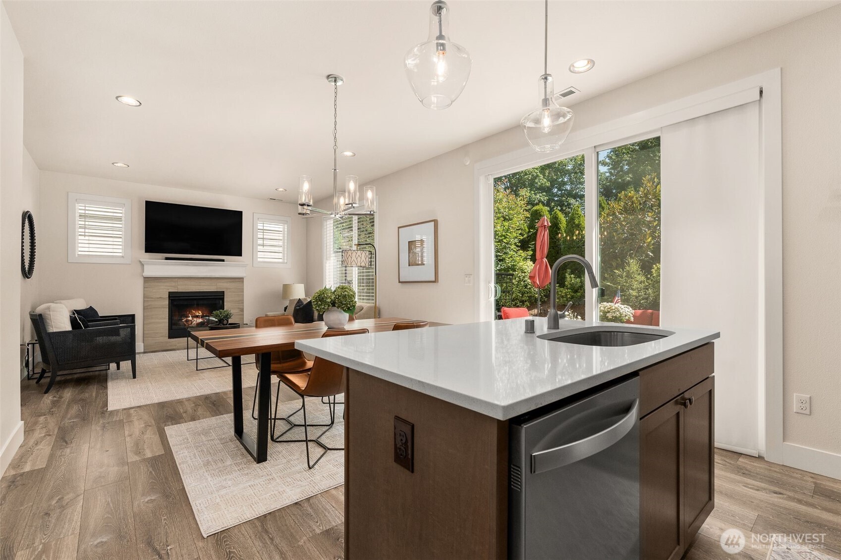 842 Chelan Place Property Photo 8