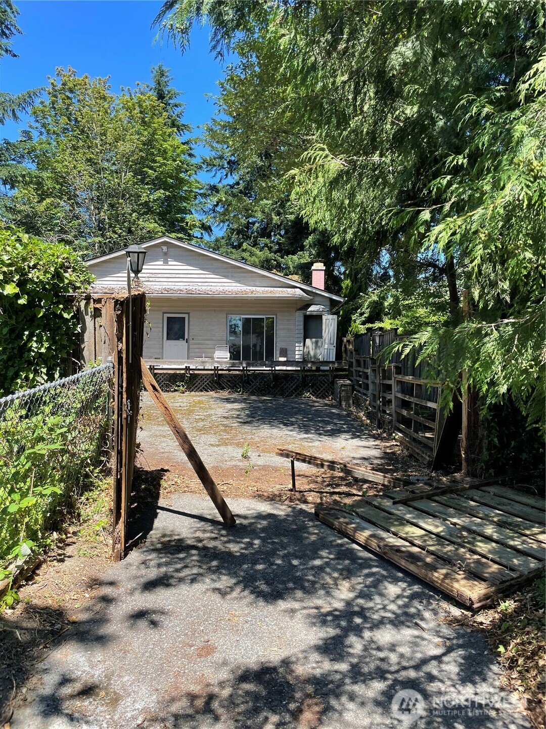12318 4th Avenue Property Photo 1
