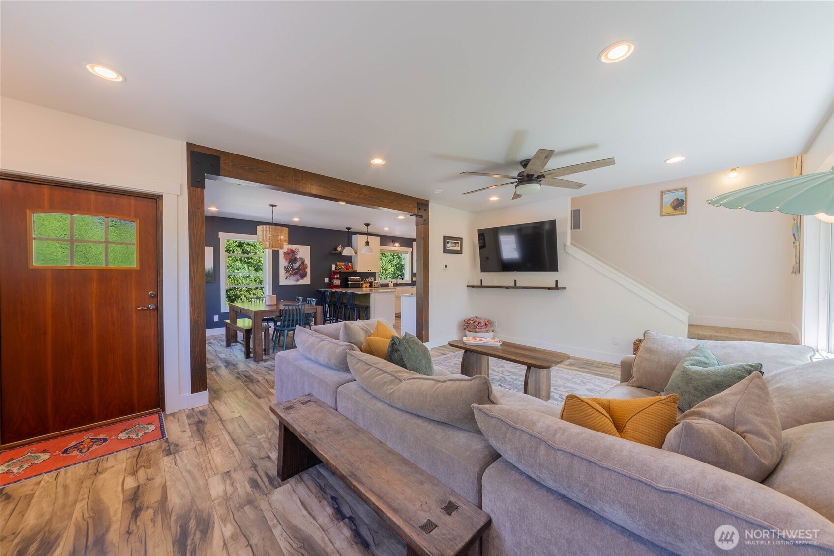 5502 Northwest Drive Property Photo 5