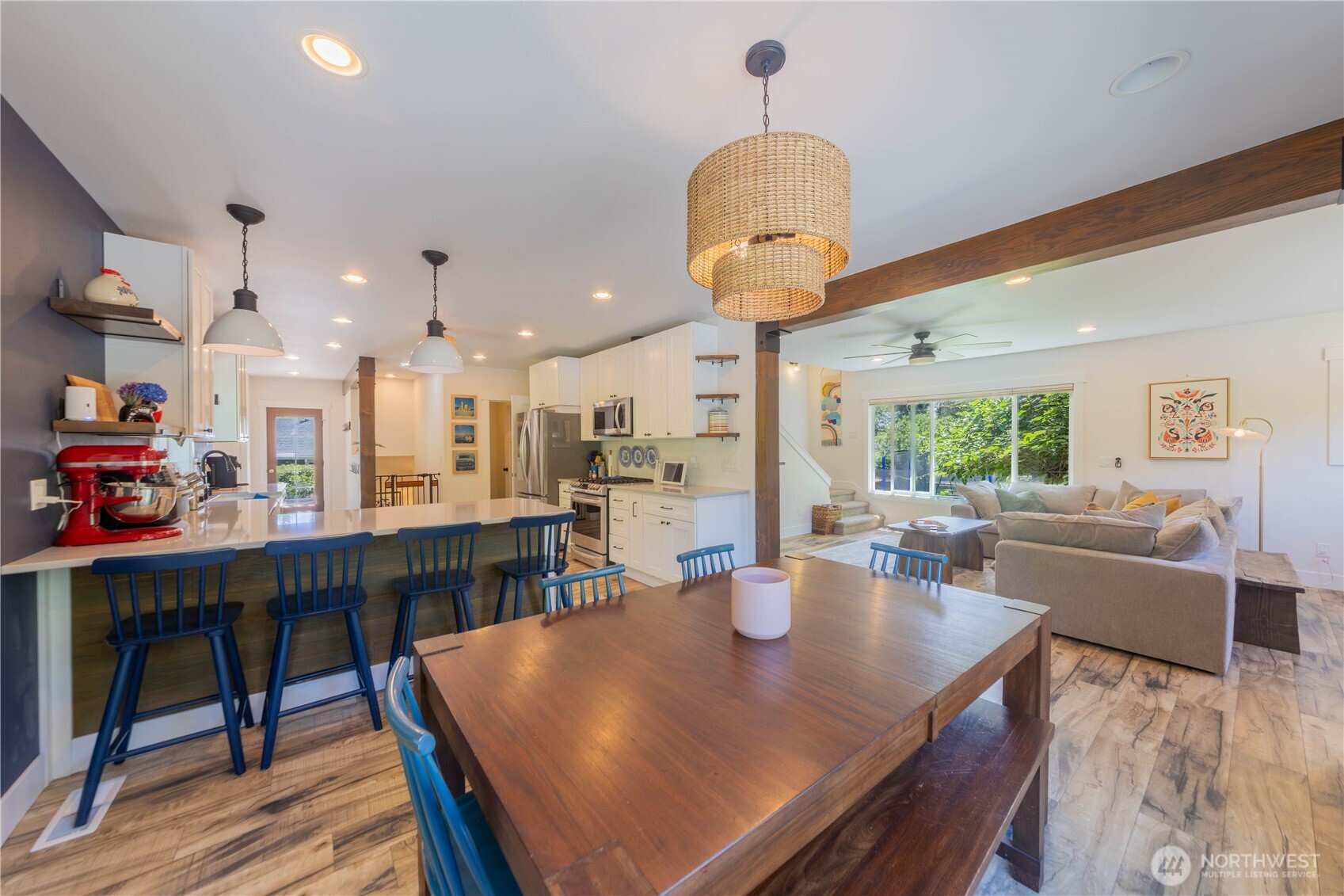 5502 Northwest Drive Property Photo 9