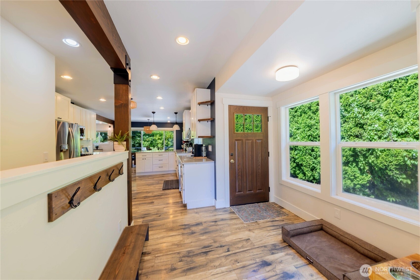 5502 Northwest Drive Property Photo 13