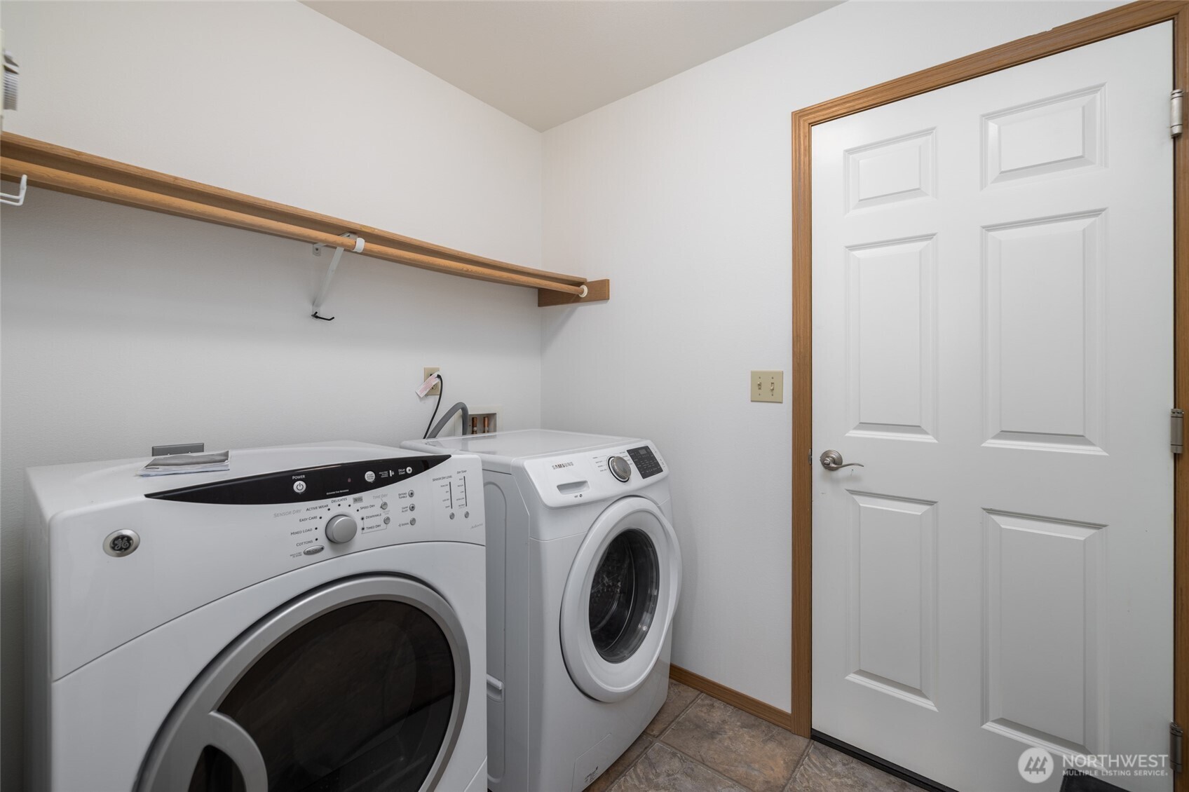 539 Birch Street Property Photo 25