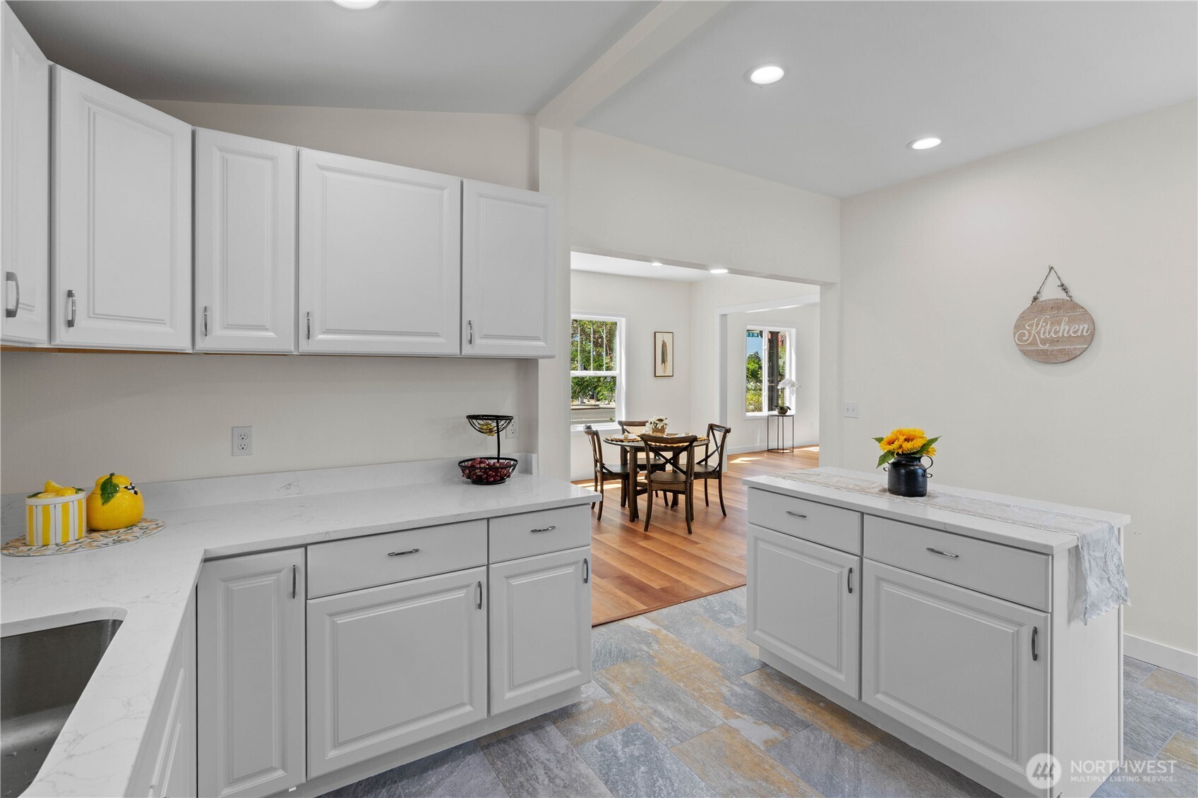 422 W Main Avenue Property Photo 14